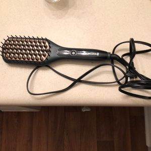 Hair straightener